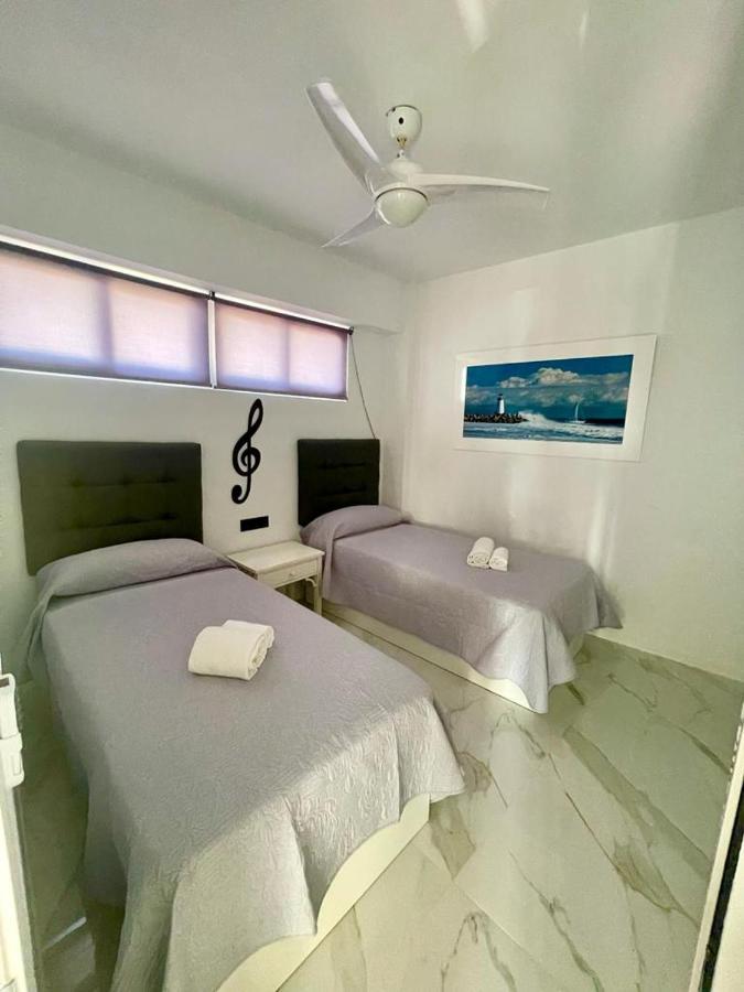 Jazmin Del Mar Apartment Torremolinos Luaran gambar